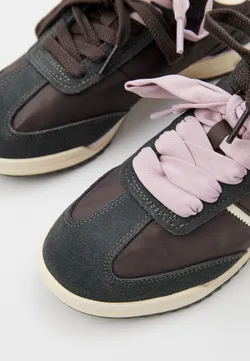 Кроссовки женские TOMMY HILFIGER LOW PROFILE RUNN