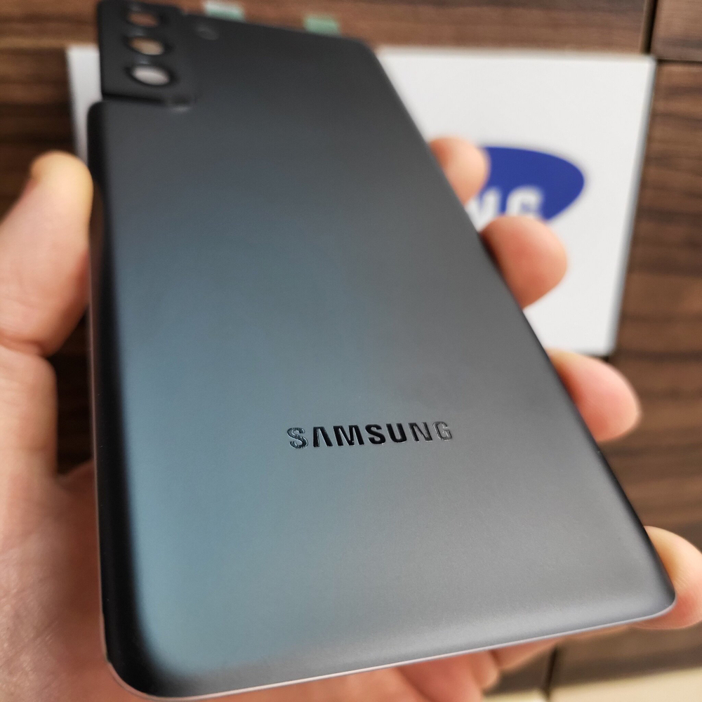 Крышка для Samsung S21 Plus - копия оригинала задняя стеклянная панель (чёрного цвета)