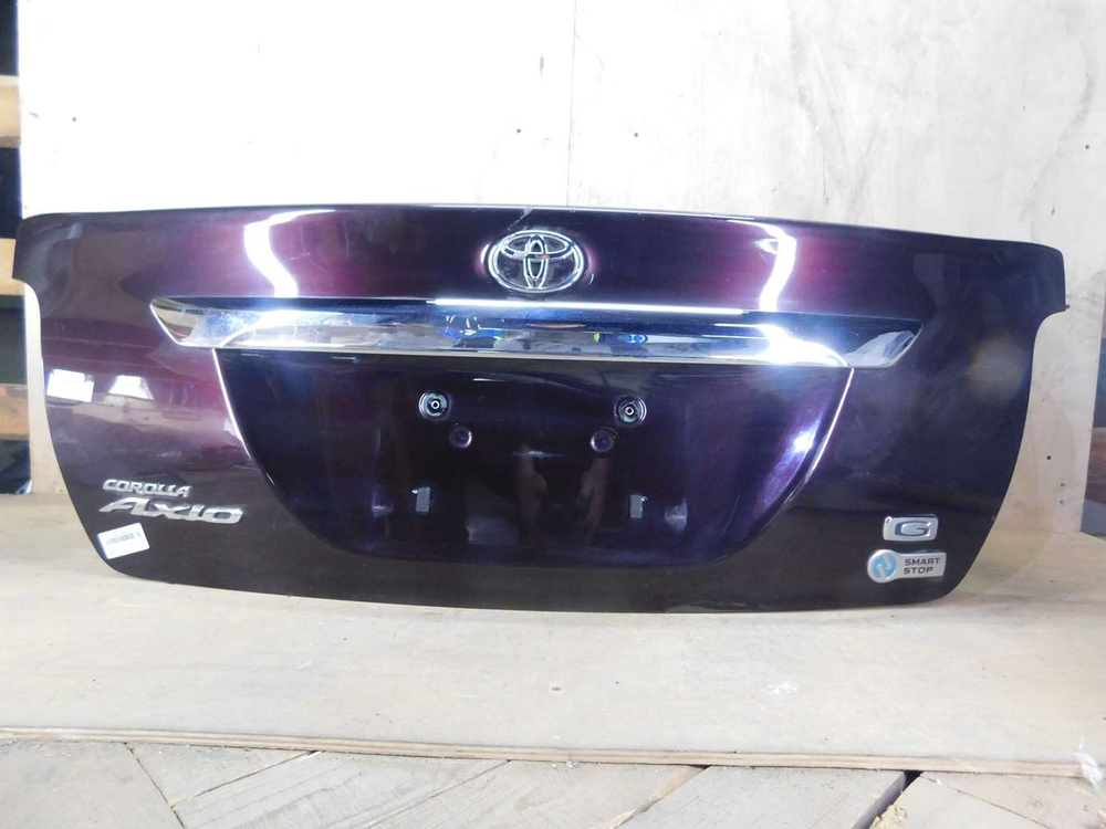 крышка багажника Toyota Corolla Axio NZE161 ZRE162