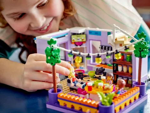 Конструктор LEGO Friends 41747 Закусочная Хартлейк-Сити