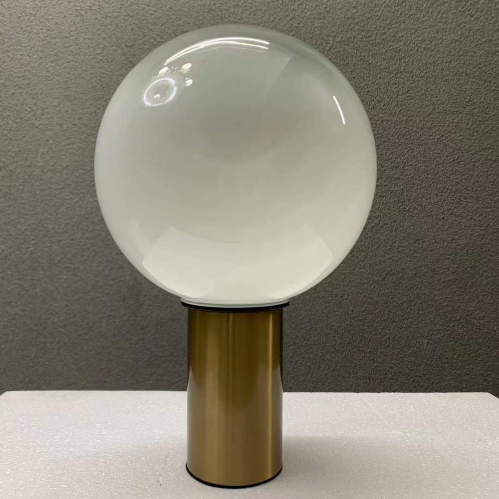 Table design lamp Satin Brass by Artemide