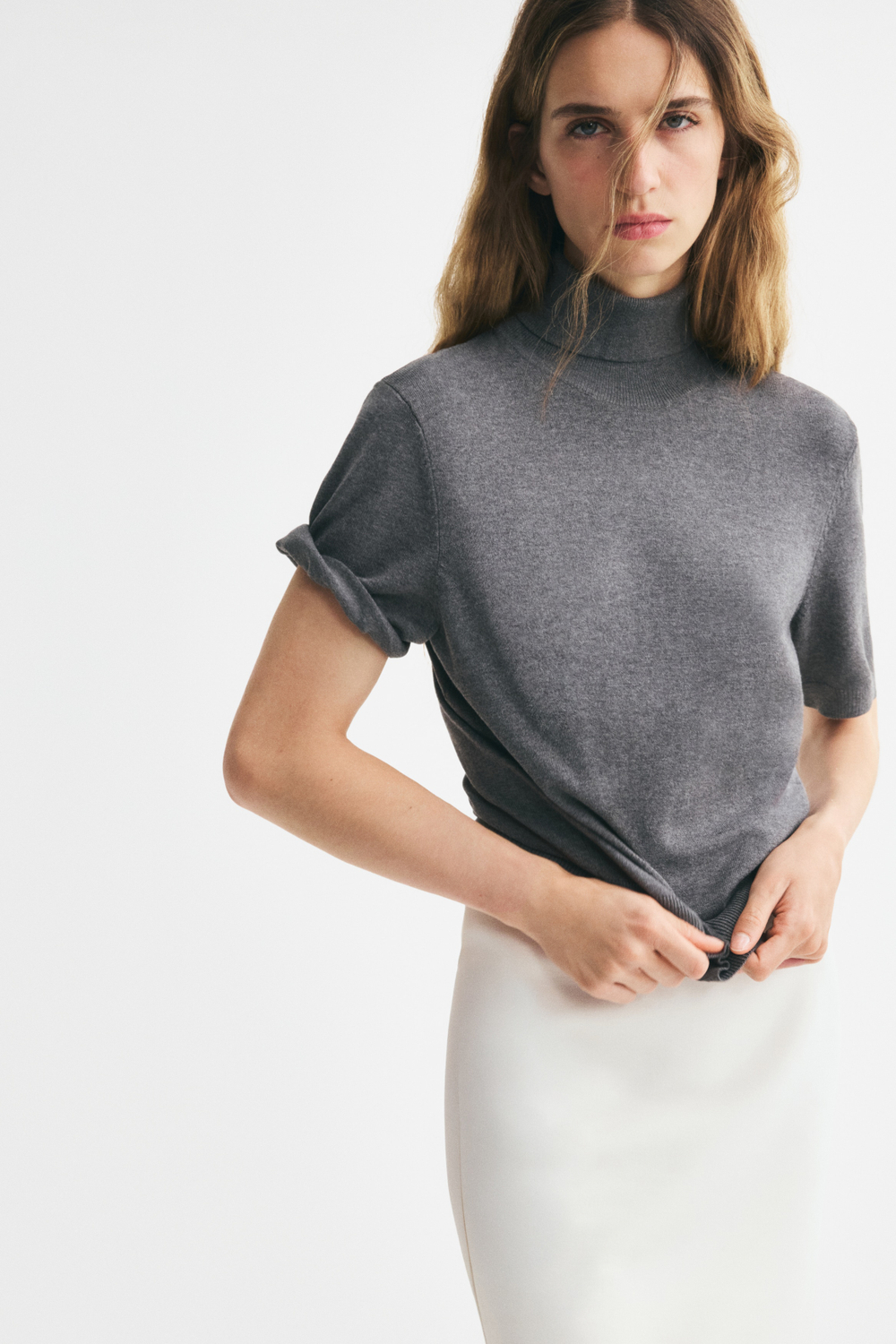 Топ тонкой вязки с высоким воротником - H&M