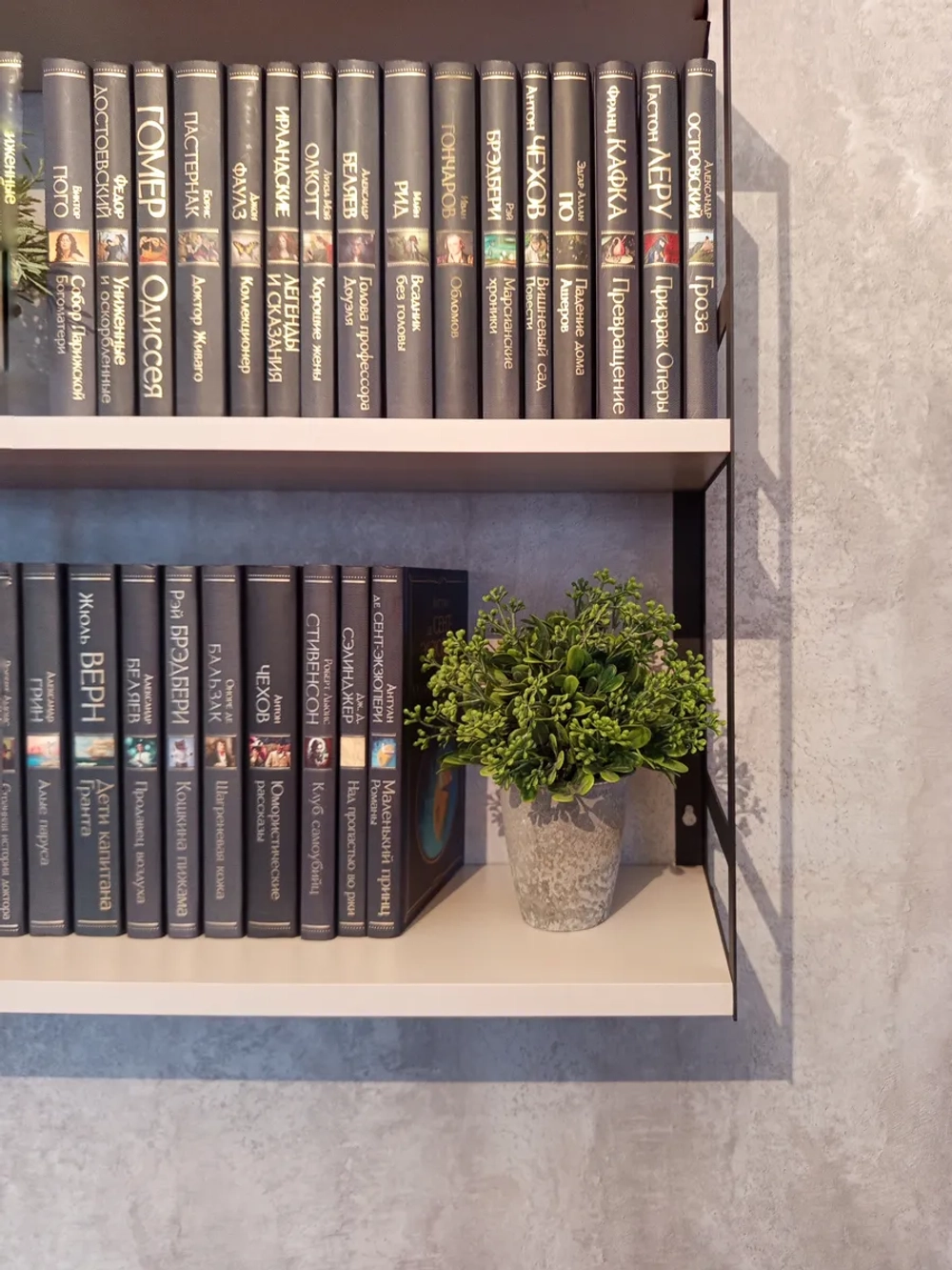 Полка настенная книжная тройная лофт Кашемир