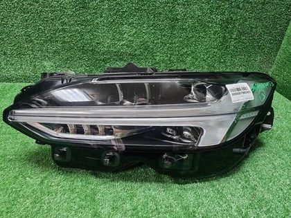 Фара левая Volvo S90 (2016-2020) LED