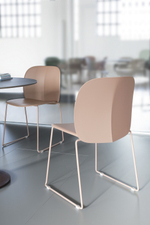 Стул пластиковый на полозьях Scab Design Mentha Go Green, тортора