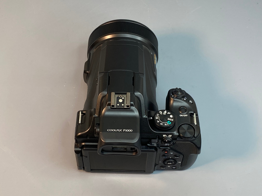 Nikon Coolpix P1000