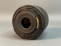 Canon 600D kit 18-55mm 3.5-5.6 IS ll 22.000 кадров