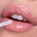 Блеск-плампер для губ / Catrice Volumizing Lip Booster - 070 SO WHAT IF I'M CRAZY?