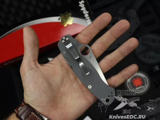 Нож складной Spyderco Paramilitary 2 81GPDGY2 Maxamet c клинком из стали Maxamet, рукоять G10