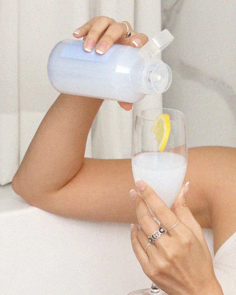 GLOW [Повредилась упаковка] Clean & Polish Lemon Vitamin Toner (300 мл)