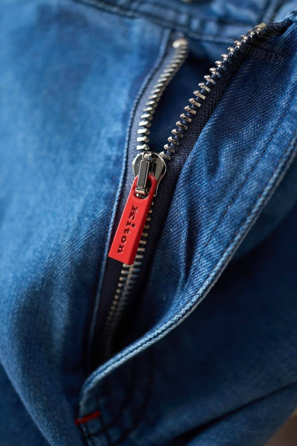 Джинсовые шорты Kiton
