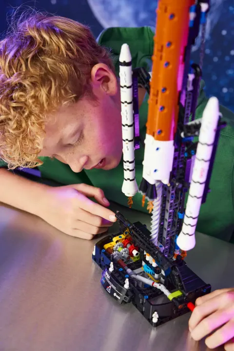 Конструктор LEGO Technic 42221 NASA Artemis Space Launch System Rocket