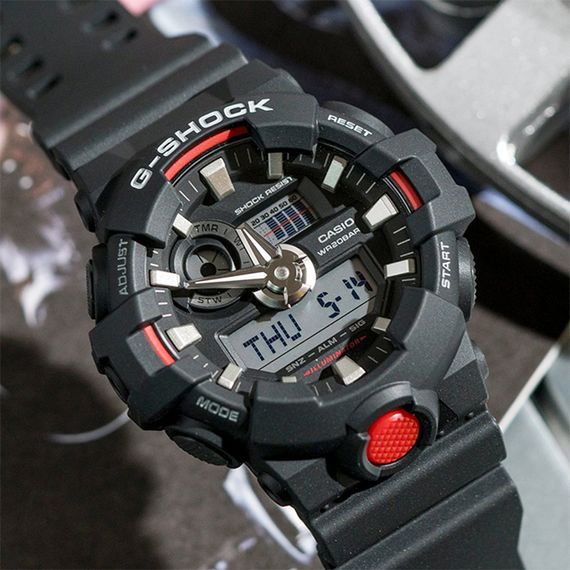 Наручные часы Casio GA-700-1A