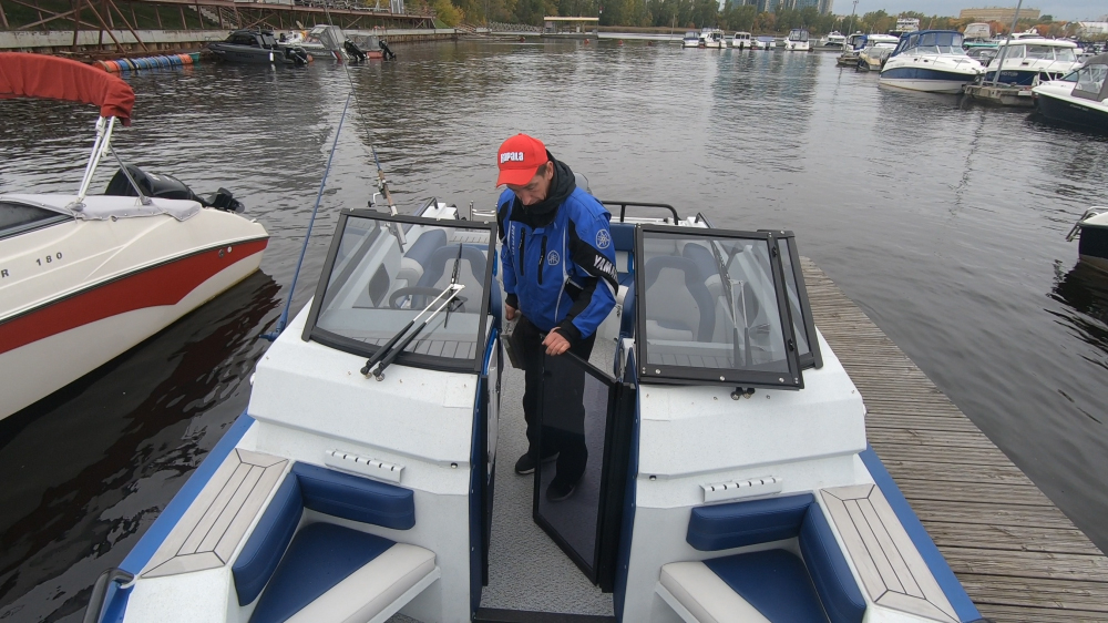 Алюминиевая лодка BERKUT Active DC