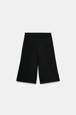 ZARA УДЛИНЕННЫЕ ШОРТЫ СО СКЛАДКАМИ, ЧЕРНЫЙ