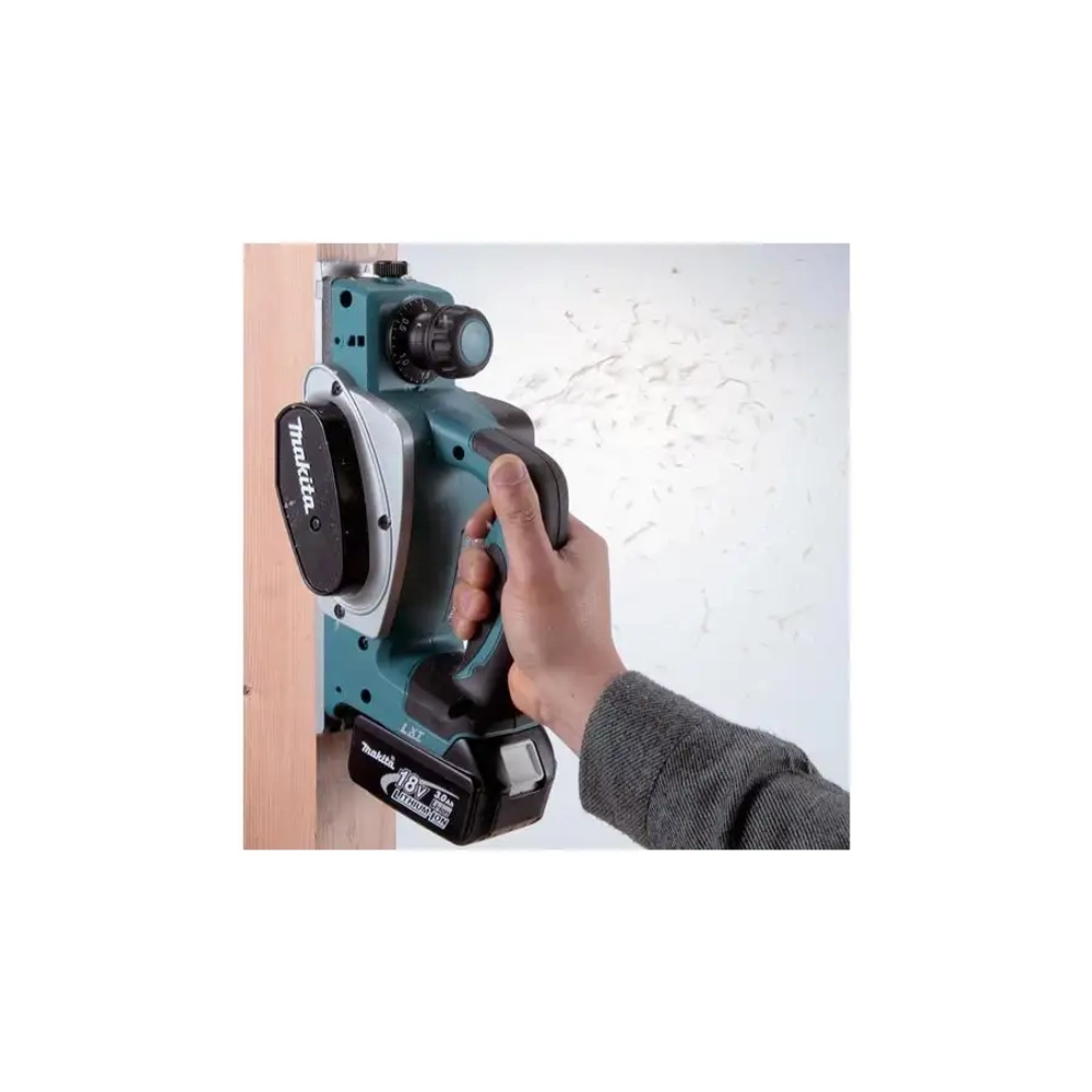 Аккумуляторный рубанок Makita DKP180Z