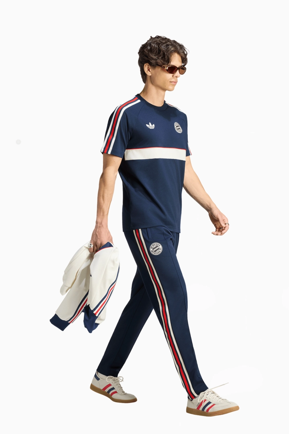 Футболка adidas Originals FC Bayern 26/27 Tee - темно-синий