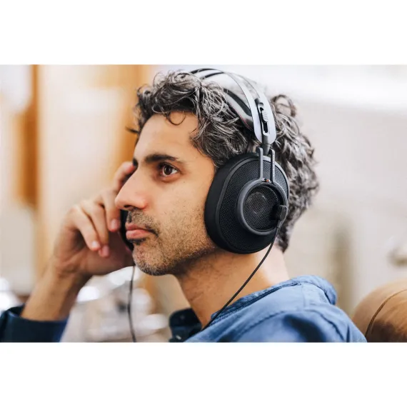 Austrian Audio The Composer Black
