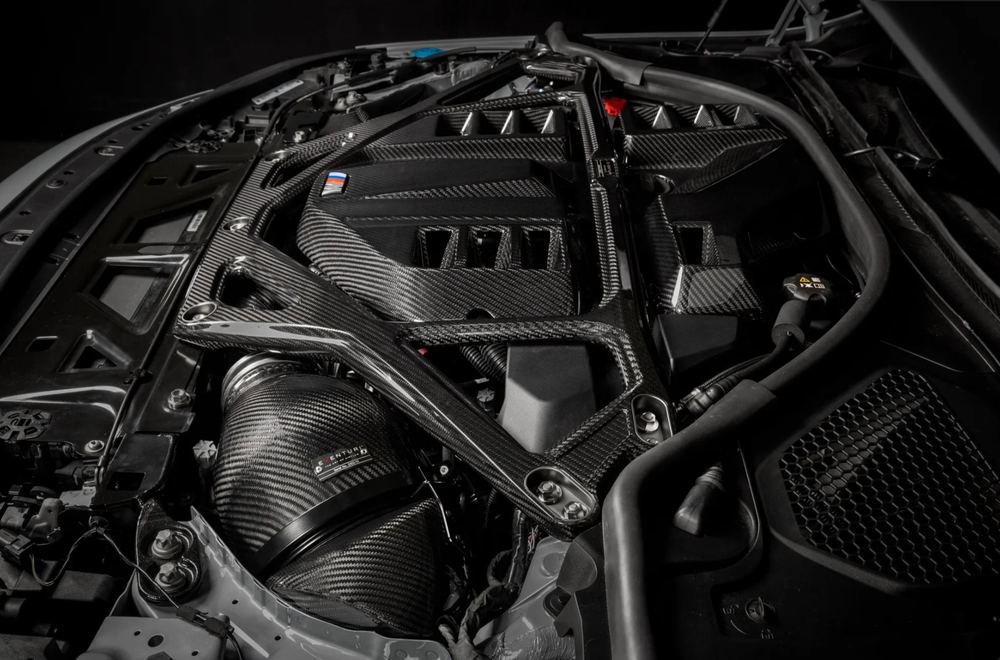 Eventuri Система впуска BMW M2 G87 / M3 G80 / M4 G82 карбоновая глянцевая V2 EVE-G8XMV2-CF-INT