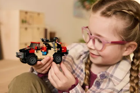 Конструктор LEGO Jurassic World 76972 Побег Раптора по бездорожью