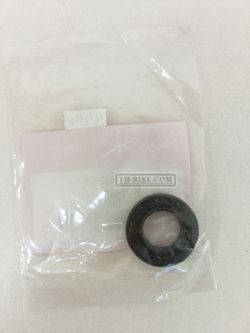 91204-MC7-003. OIL SEAL, 16X28X7. Honda