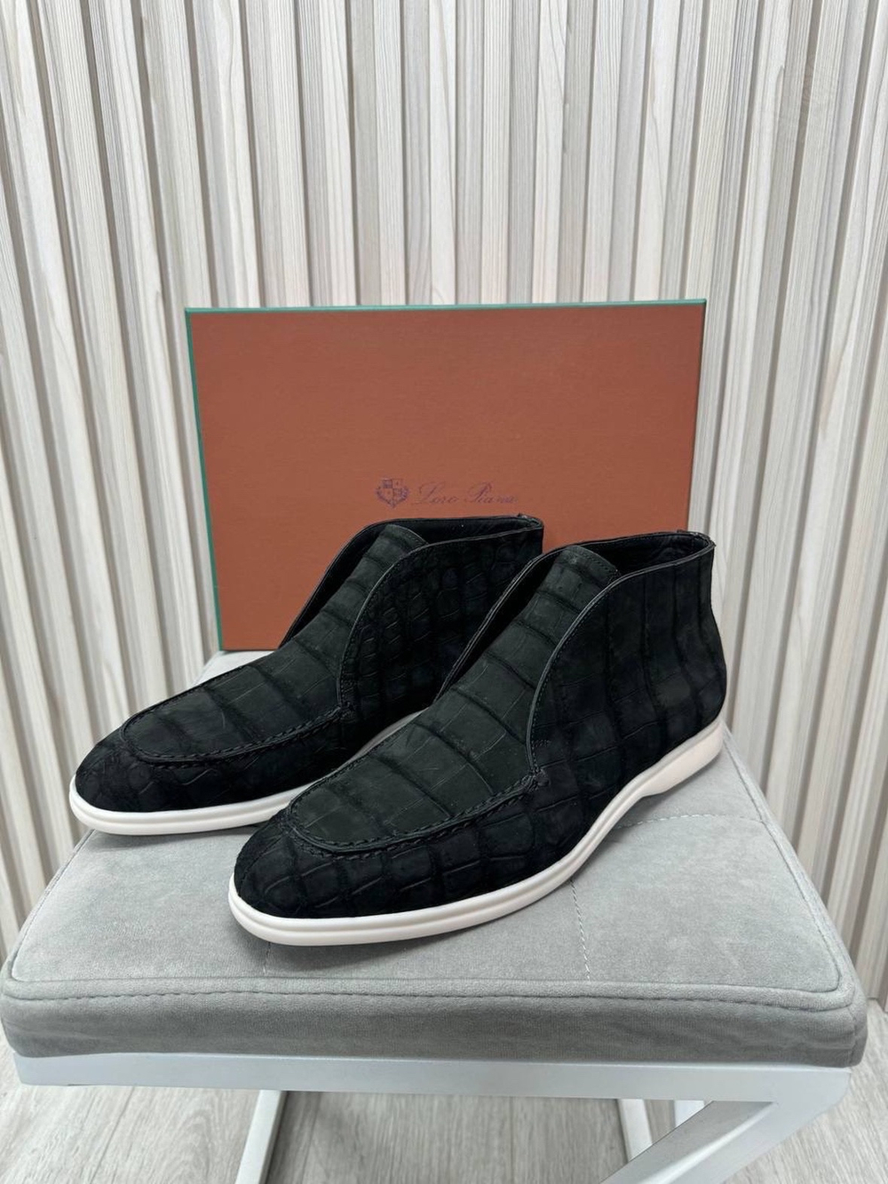 Ботинки Loro Piana Open Walk из нубукового крокодила