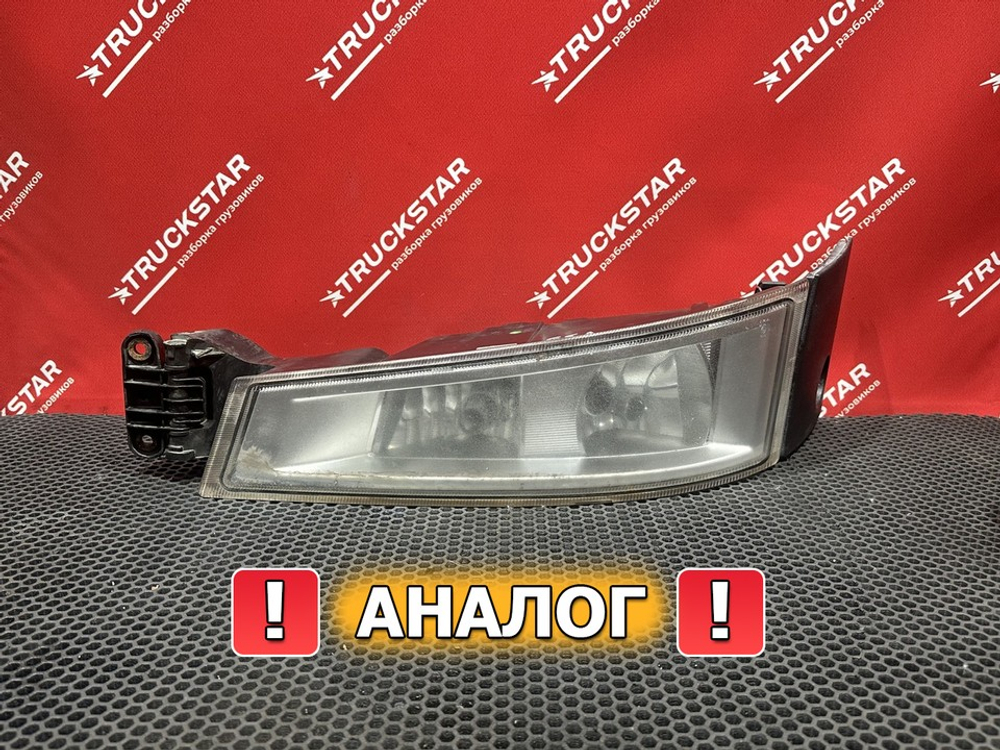 Фара противотуманная левая