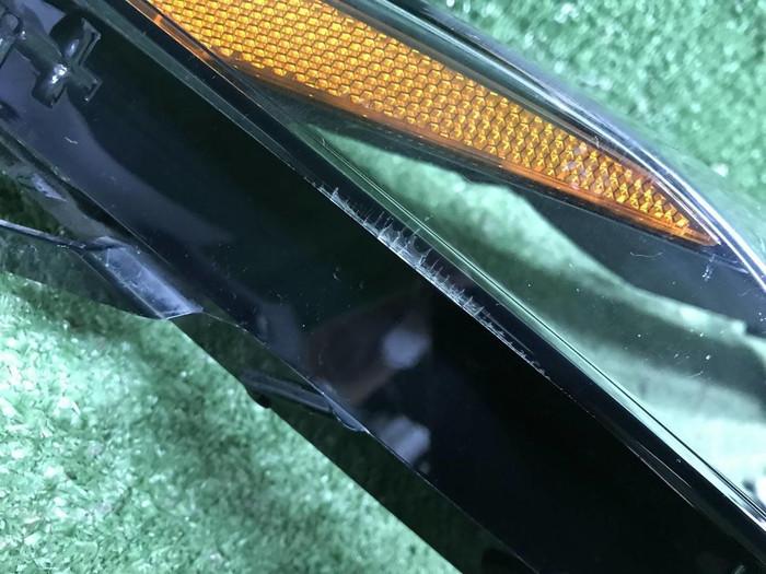 Стекло фары правое Lexus NX 1 (2014-2017) Full LED