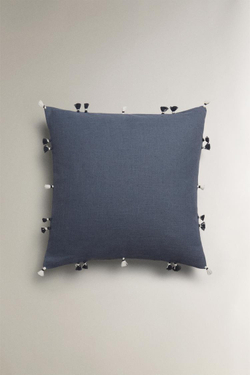 ZARA HOME ЧЕХОЛ ДЛЯ ДЕКОРАТИВНОЙ ПОДУШКИ С КИСТОЧКАМИ, СИНИЙ
