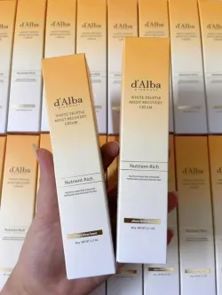 Питательный антивозрастной крем d'Alba с белым трюфелем White Truffle Moist Recovery Cream 60 г