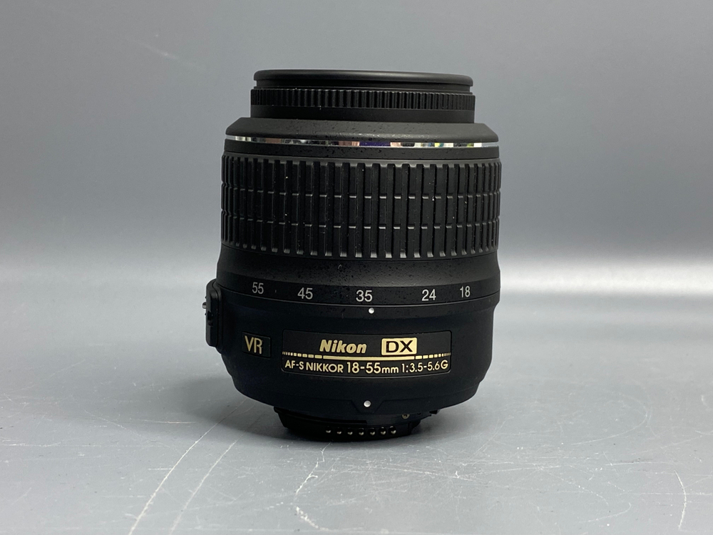 Nikon D3100 kit 18-55mm 250 кадров