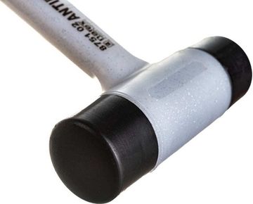 Молоток с ручкой ANTIREFLEX NAREX l=290 мм 340 g 875102