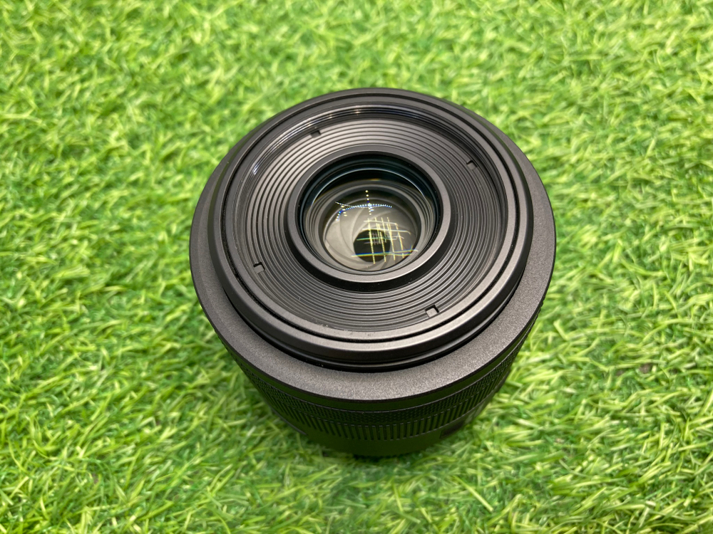 Canon RF 35mm 1.8 Macro IS STM