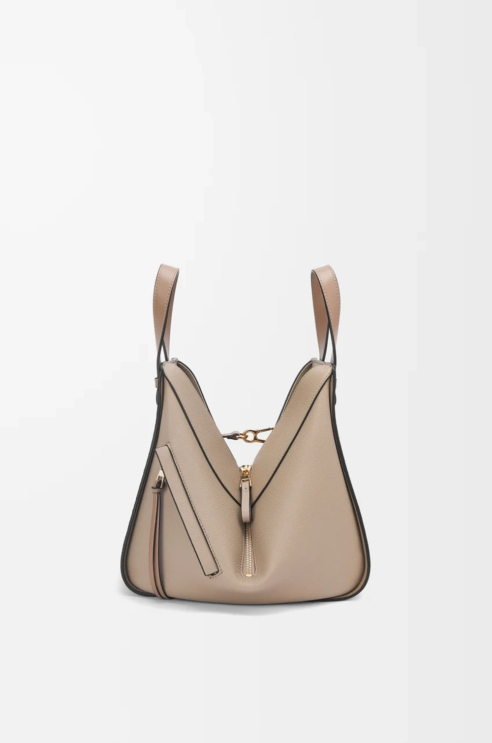 Loewe Маленькая сумка Hammock из мягкой зернистой телячьей кожи, песочный