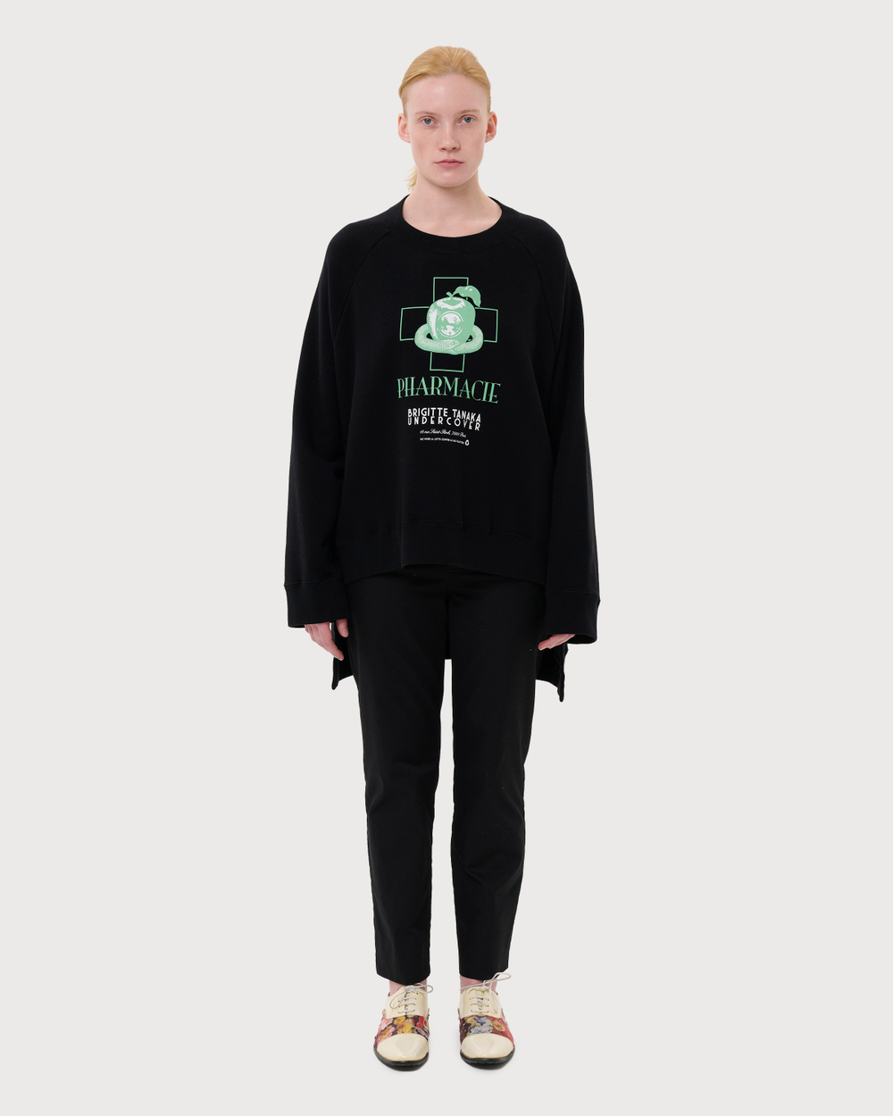 UNDERCOVER x BRIGITTE TANAKA ТОЛСТОВКА ЧЕРНАЯ PHARMACIE