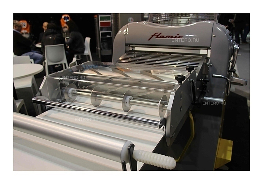 Тестораскаточная машина со станцией нарезки Flamic Flamic SF600VD-1400/PST/ST600/RTC600-3
