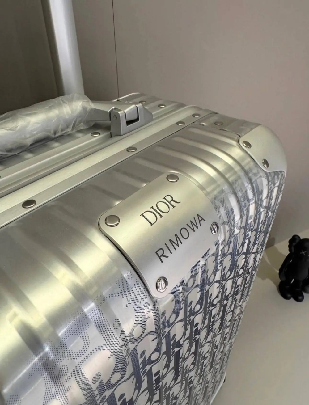 Чемодан Rimova Dior