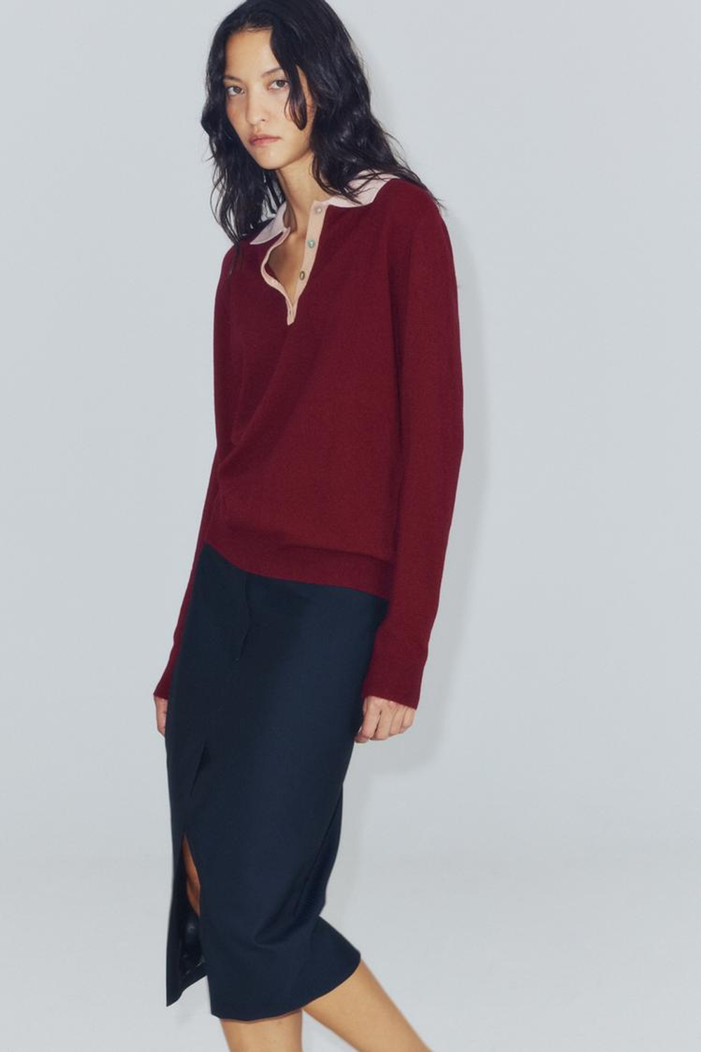 ZARA КОМБИНИРОВАННОЕ ТРИКОТАЖНОЕ ПОЛО, ГРАНАТОВЫЙ