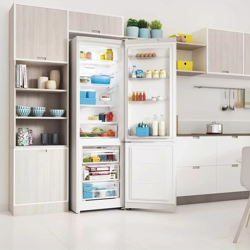 Холодильник INDESIT ITS 5200W