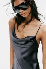 АТЛАСНОЕ ПЛАТЬЕ МИДИ СО СБОРКАМИ — ZARA
