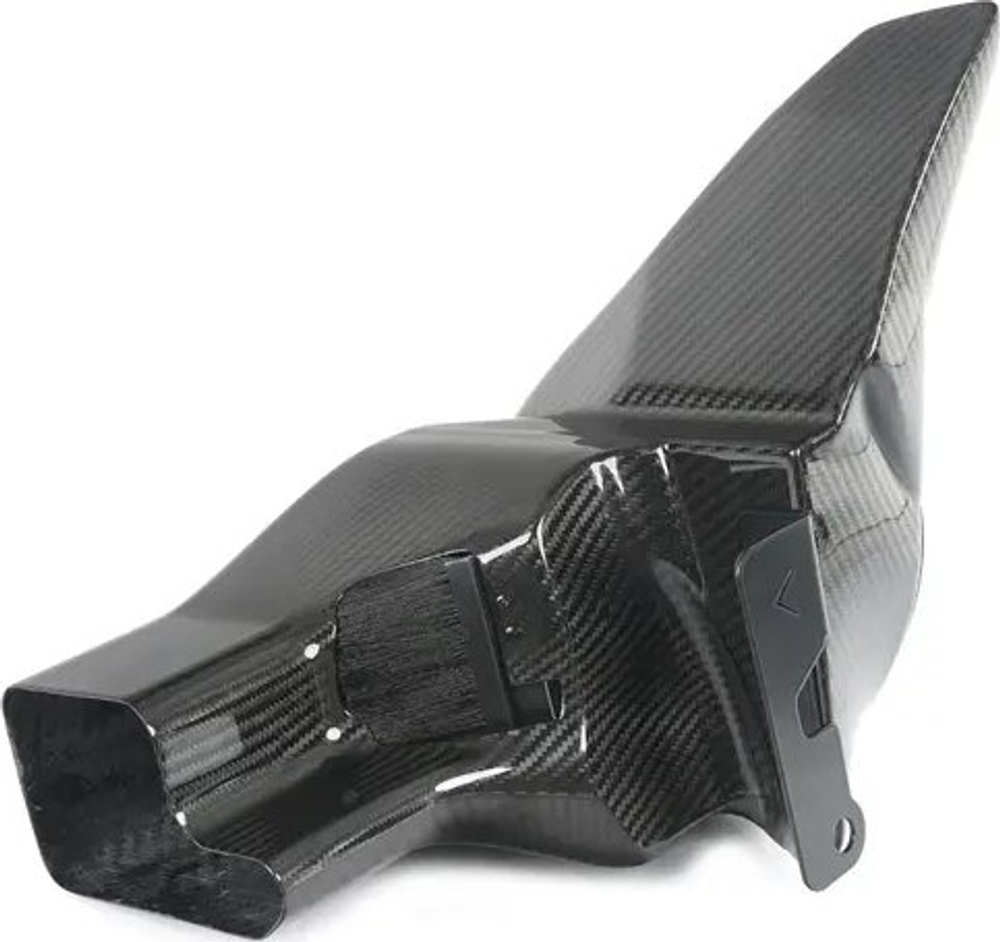 Система холодного впуска Eventuri BMW G8x M2/M3/M4 Black Carbon Intake System - V2 - Gloss