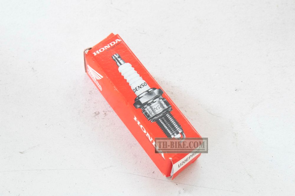 31926-KWB-601. PLUG, SPARK (U20EPR9S) (DENSO)