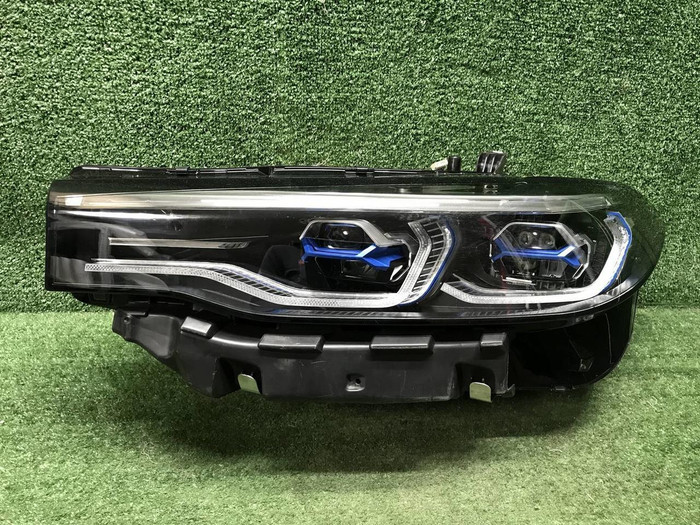 Фара левая BMW X7 G07 (2019-2022) Laser