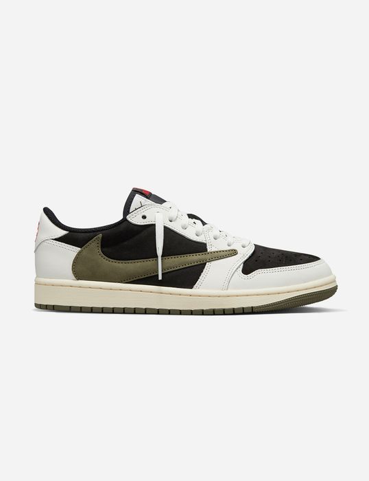 Travis Scott x Jordan 1 Low 