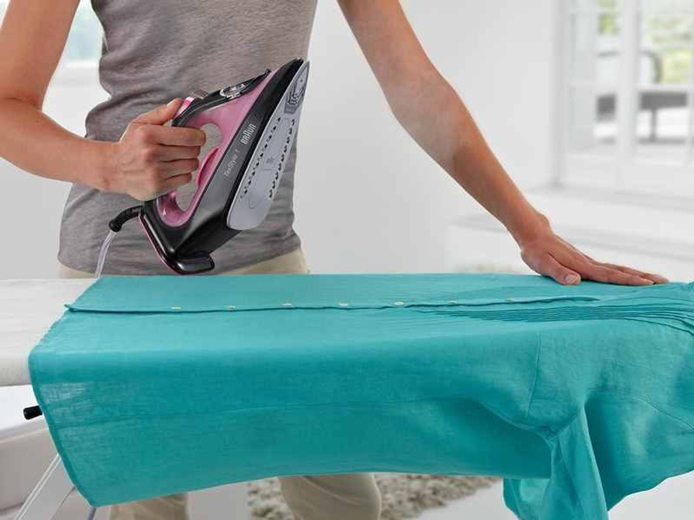 Утюг Braun TexStyle1 SI1070PU