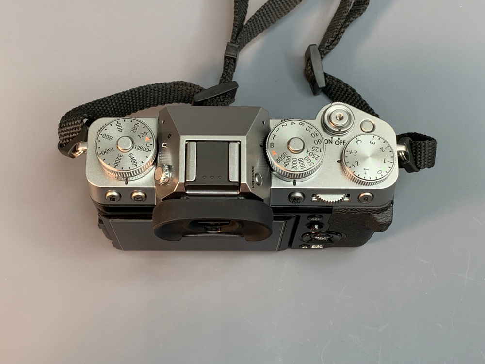 Fujifilm X-T5 80 кадров