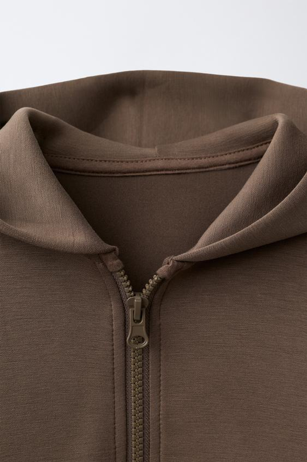 ZARA ХУДИ ИЗ ИНТЕРЛОКА НА МОЛНИИ, КОРИЧНЕВЫЙ