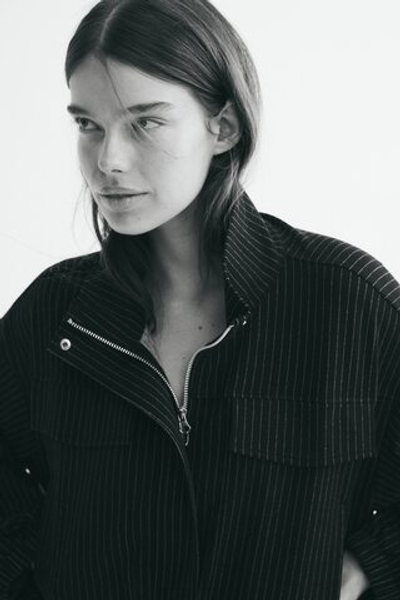Куртка из джерси с воротником-трубой - H&M