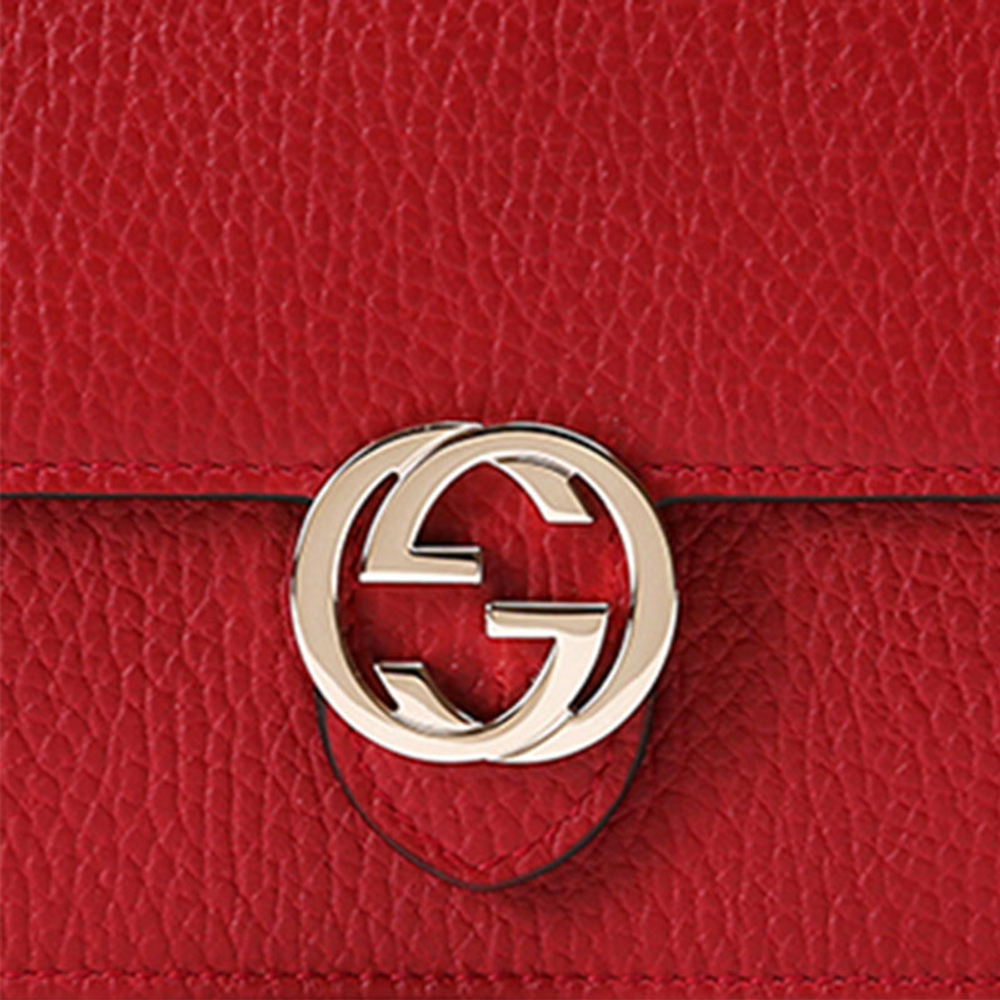 GUCCI Interlocking GG Crossbody Chain Wallet Red