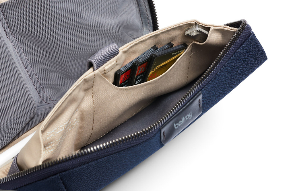 Несессер Bellroy Tech Kit